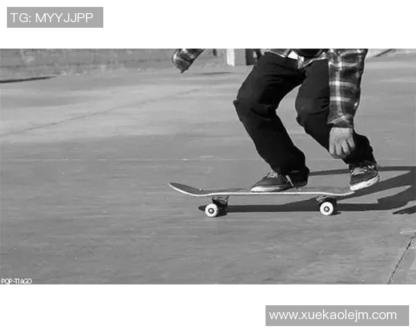 北京滑板队战术解析与运动滑板发展趋势的深度探讨 北京滑板队战术解析与运动滑板发展趋势的深度探讨